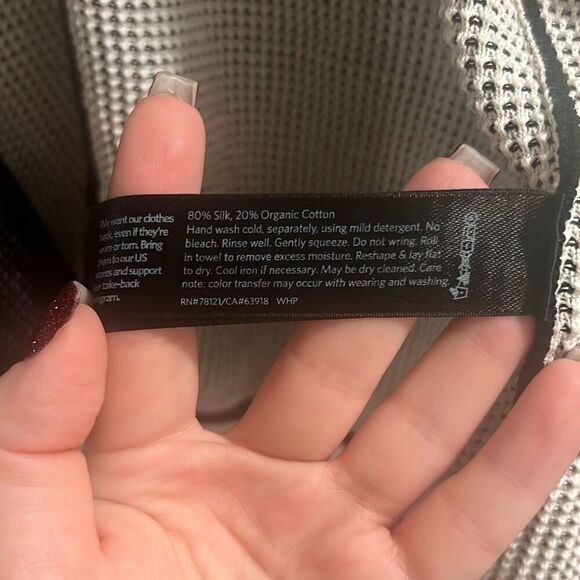 ✨Eileen Fisher Textured Silk and Cotton S/P Cardigan✨ - Picture 12 of 12